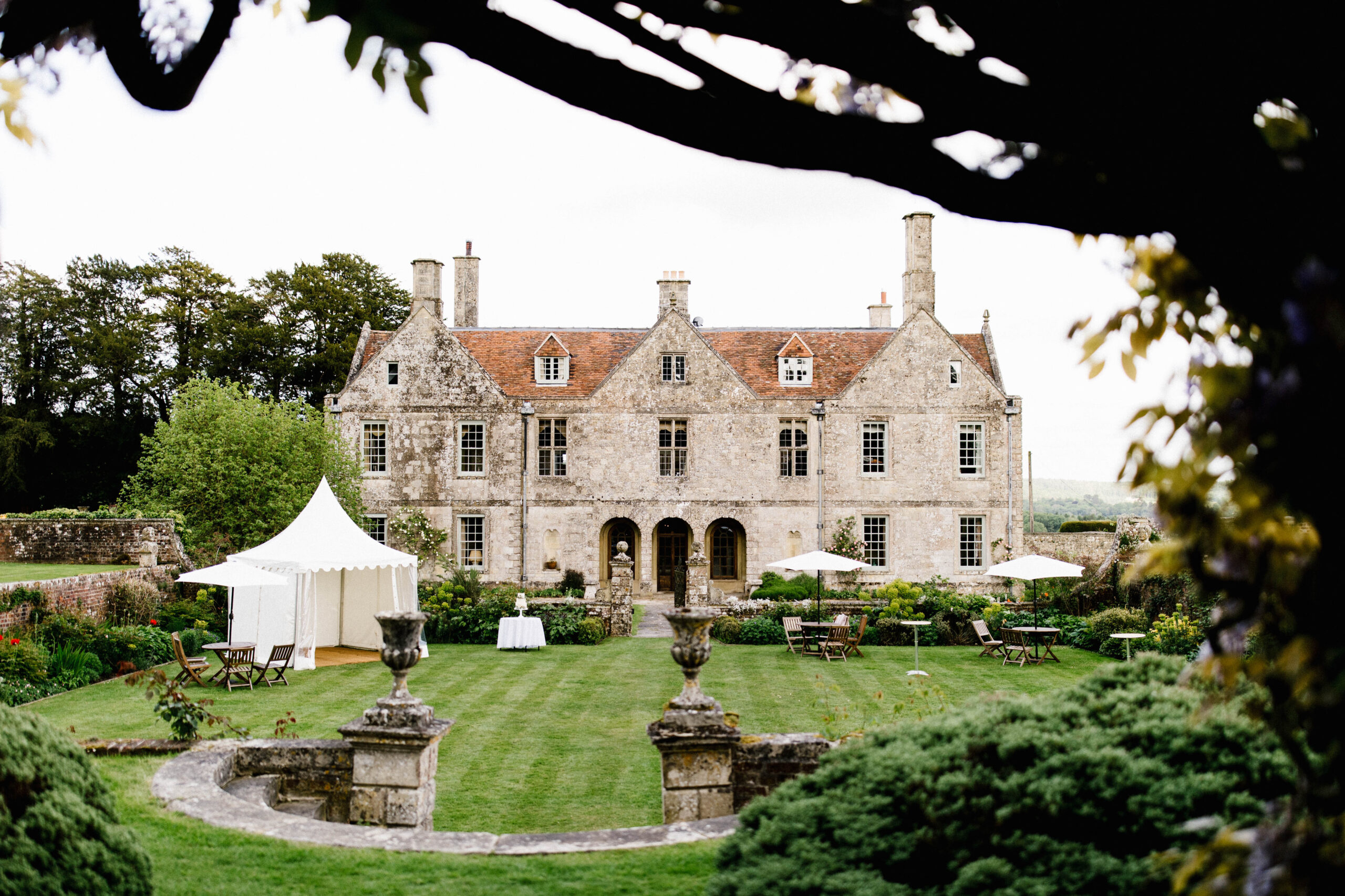 The outdoor view of a south west wedding venue called Hatch House